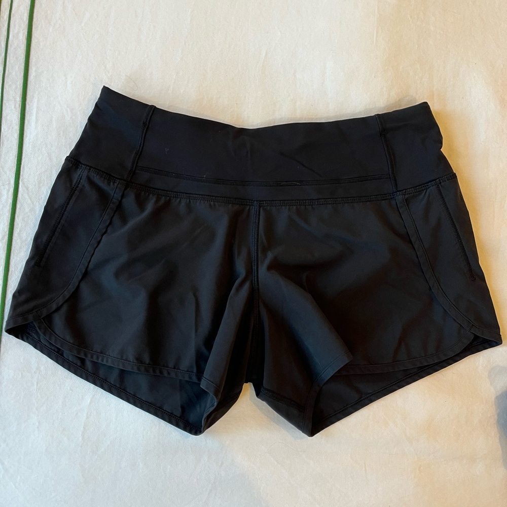 Lululemon Speed Up 4 inch Short in Black